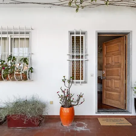 Altido Idyllic House With Pool And Garden In Colares *