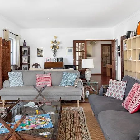 Altido Idyllic House With Pool And Garden In Colares *