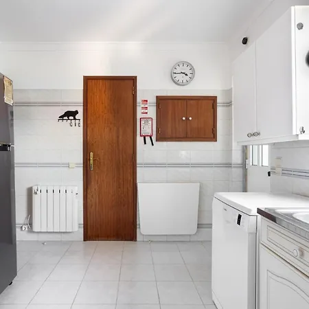 Casa vacanze Altido Idyllic House With Pool And Garden In Colares